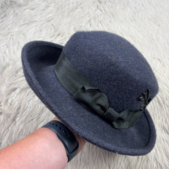 Vintage Banash Women's Cloche Navy Wool Hat Boston Floral Bow Trim Retro Flapper - Picture 4 of 5